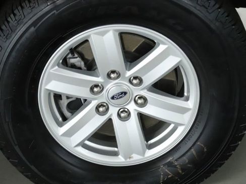 Used 2022 Ford F150 XLT image 45