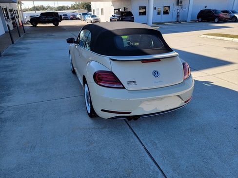 Used 2019 Volkswagen Beetle 2.0T Final Edition SEL image 13