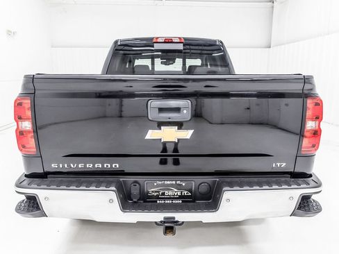 Used 2015 Chevrolet Silverado 1500 LTZ w/ Texas Edition, 1LZ Trim RWD image 7