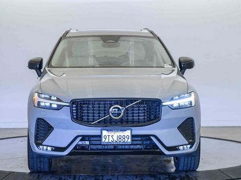 Certified 2025 Volvo XC60 B5 Plus w/ Protection Package Premier image 7