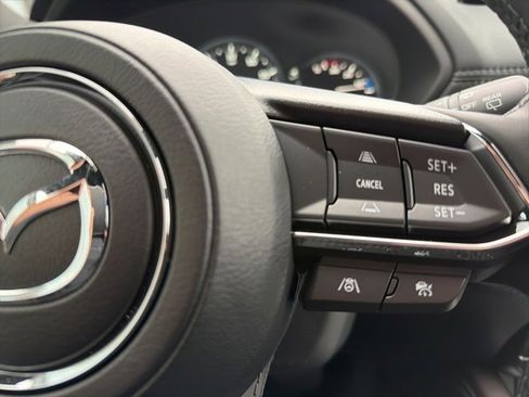 New 2025 MAZDA CX-5 Signature image 19