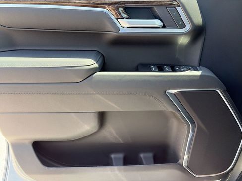 New 2026 GMC Sierra 1500 SLE AWD/4WD image 29