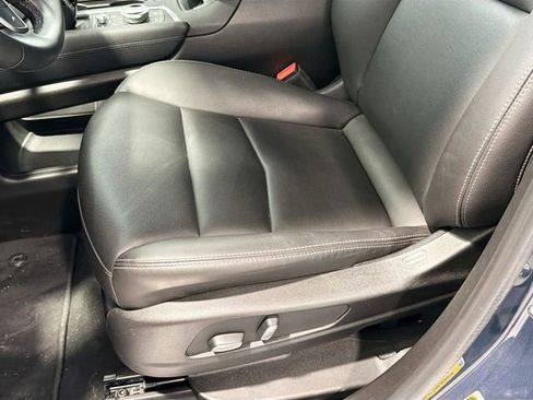 Used 2024 Cadillac XT5 Luxury image 17