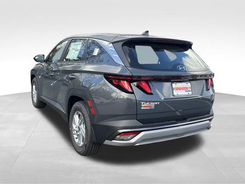 New 2026 Hyundai Tucson SE FWD image 3