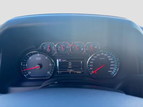 Used 2020 Chevrolet Tahoe LT w/ RST Edition RWD image 12