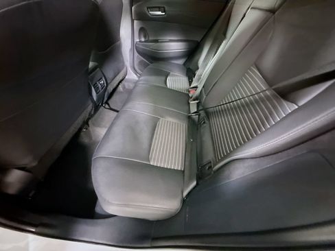 Used 2023 Toyota Corolla Cross AWD Hybrid w/ Convenience Package image 27