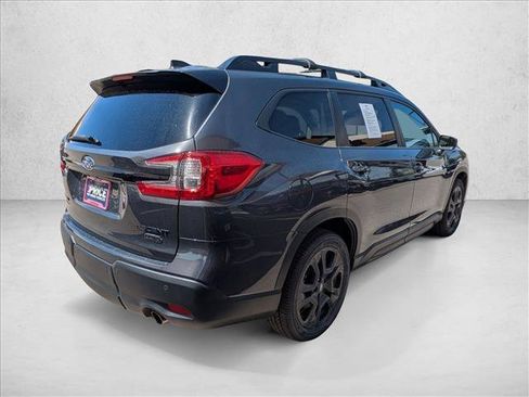 Used 2023 Subaru Ascent Onyx Edition AWD/4WD image 5