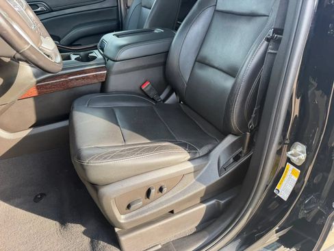 Used 2019 GMC Yukon SLT w/ Premium Edition AWD/4WD image 96
