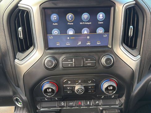 Used 2021 Chevrolet Silverado 1500 LT Trail Boss w/ Convenience Package II AWD/4WD image 11