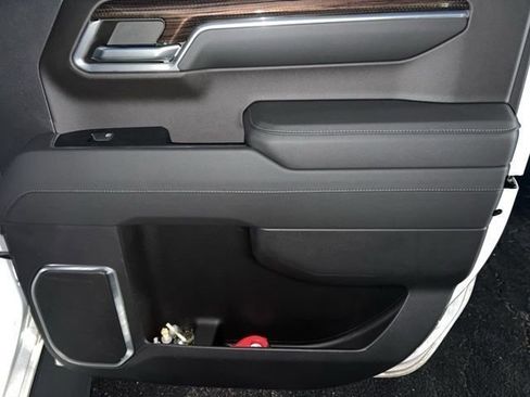 Used 2023 Chevrolet Silverado 1500 RST image 22