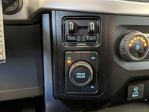 Certified 2023 Ford F150 XLT image 20