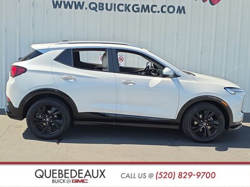 Used 2024 Buick Encore GX Sport Touring w/ Comfort Package FWD image 8