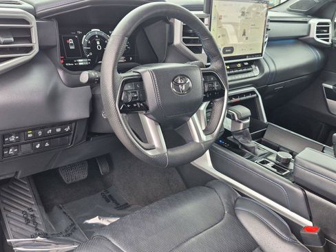 Used 2023 Toyota Tundra Platinum AWD/4WD image 20