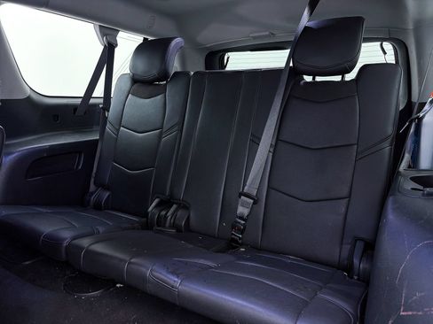 Used 2020 Cadillac Escalade ESV Luxury AWD/4WD image 32