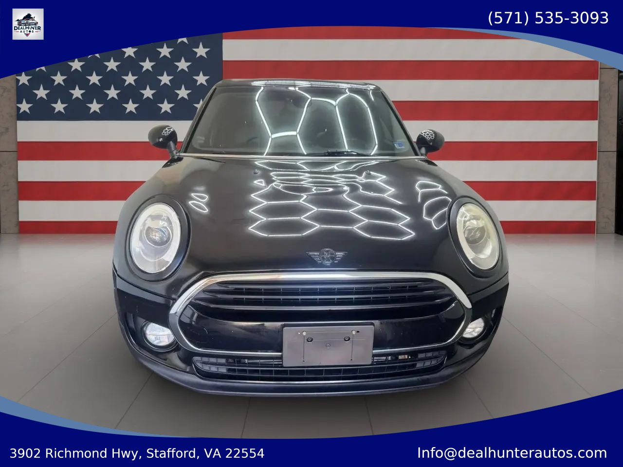Used 2018 MINI Cooper Clubman FWD image 2
