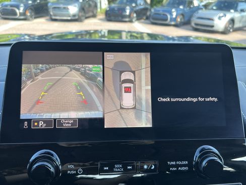 Used 2023 INFINITI QX80 Premium Select w/ All-Season Package RWD image 25