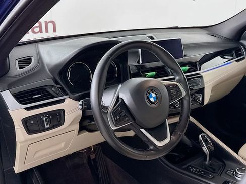 Used 2023 BMW X2 xDrive28i w/ Convenience Package image 9