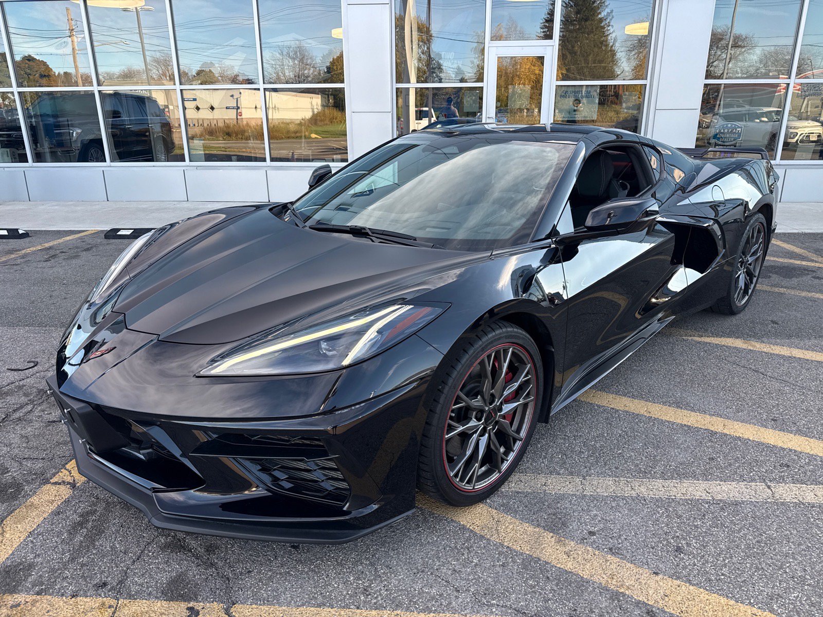 Used 2024 Chevrolet Corvette Stingray Preferred Cpe w/ Z51 Performance Package RWD image 1