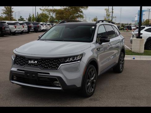Used 2022 Kia Sorento X-Line EX image 3