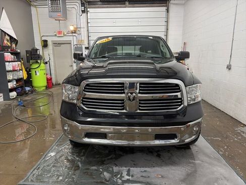 Used 2019 RAM 1500 Big Horn image 2