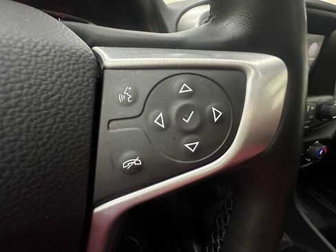 Used 2023 GMC Terrain SLT w/ Infotainment Package II AWD/4WD image 32