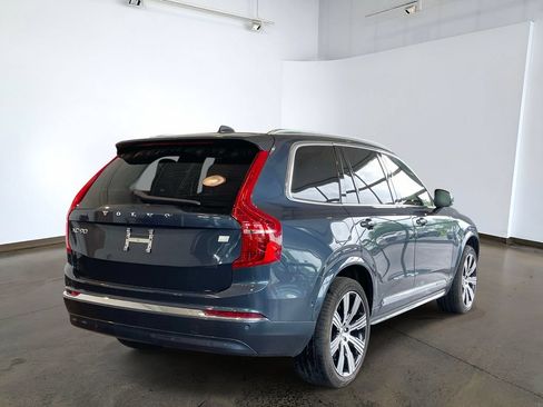 Used 2024 Volvo XC90 T8 Plus AWD/4WD image 4