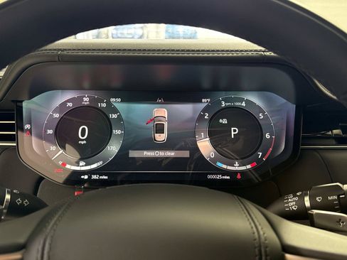New 2026 Land Rover Range Rover SE AWD/4WD image 30