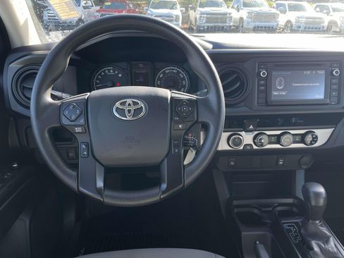 Used 2018 Toyota Tacoma SR w/ SR Convenience Package AWD/4WD image 13
