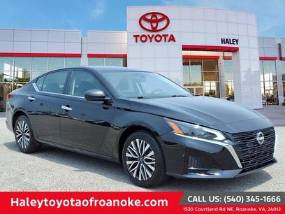 Used 2025 Nissan Altima 2.5 SV