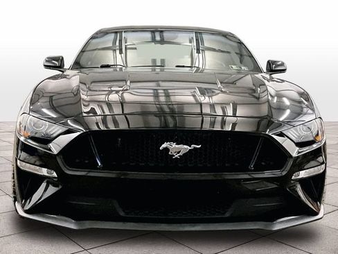 Used 2021 Ford Mustang GT RWD image 3