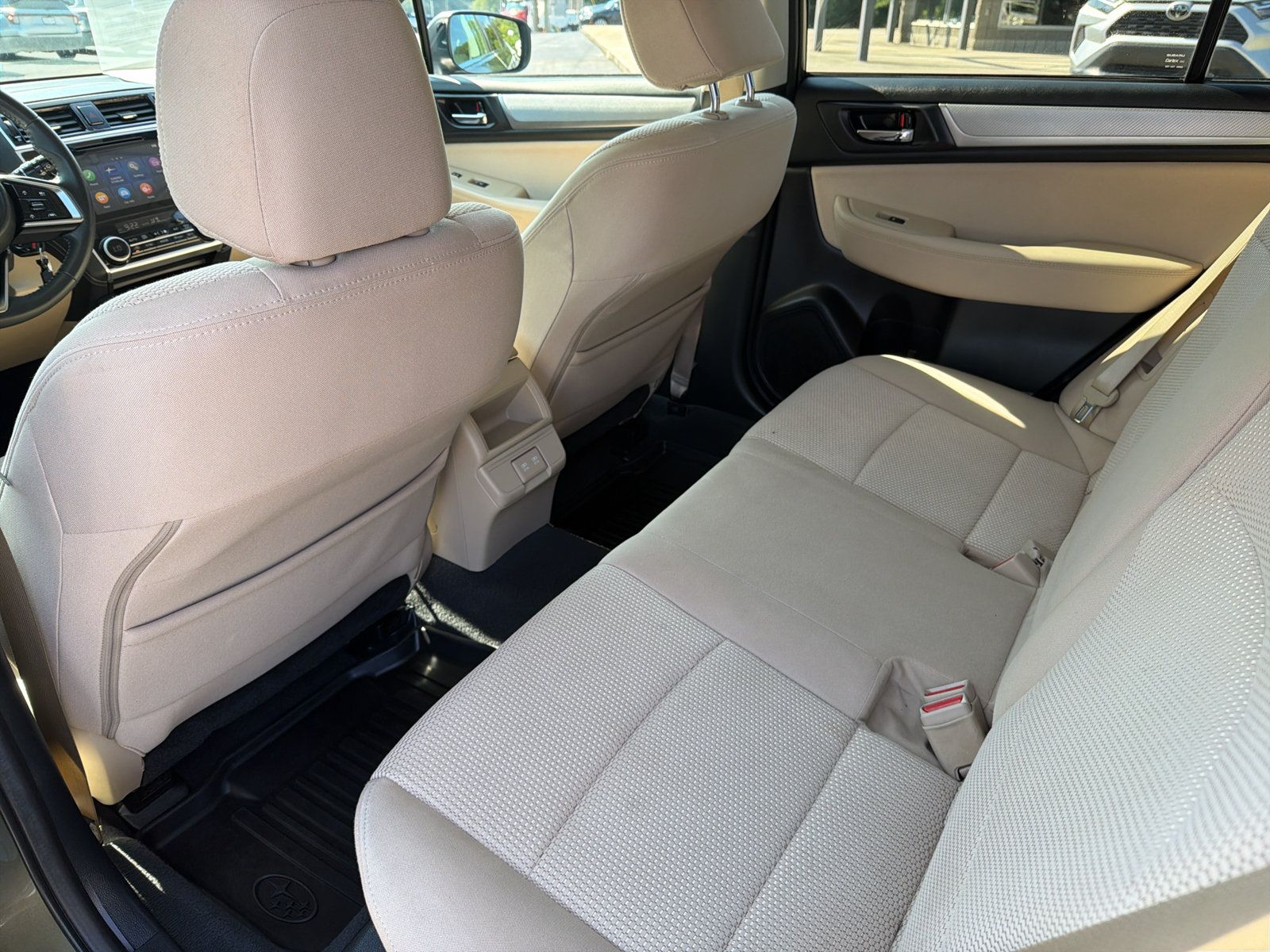 Used 2019 Subaru Outback 2.5i Premium w/ Popular Package #2 AWD/4WD image 23