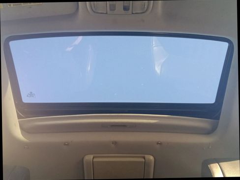 Used 2015 Honda Pilot Touring image 23