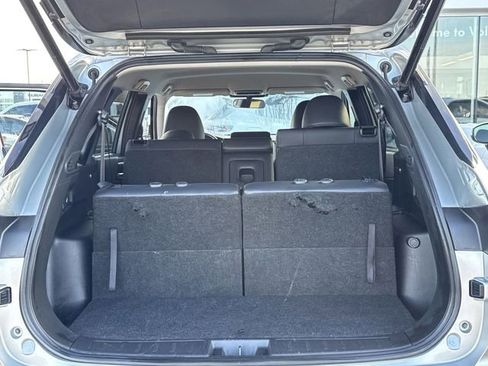 Used 2024 Mitsubishi Outlander SE image 12