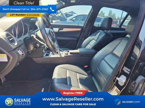 Used 2013 Mercedes-Benz C 250 Sedan image 9