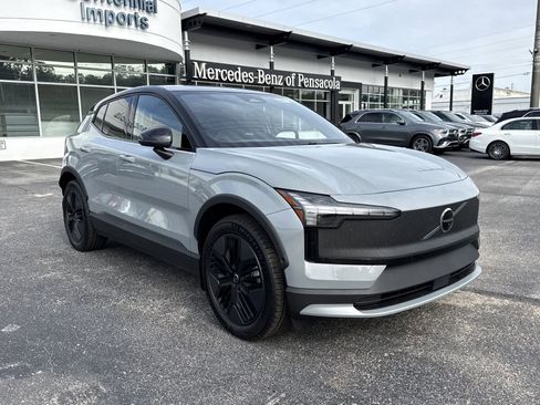 New 2026 Volvo EX30 Cross Country Ultra w/ Protection Package Premier image 7