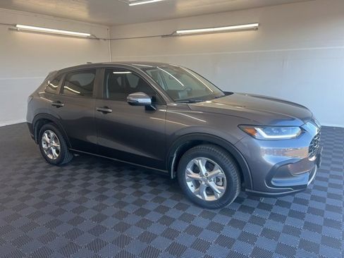Used 2024 Honda HR-V LX image 3