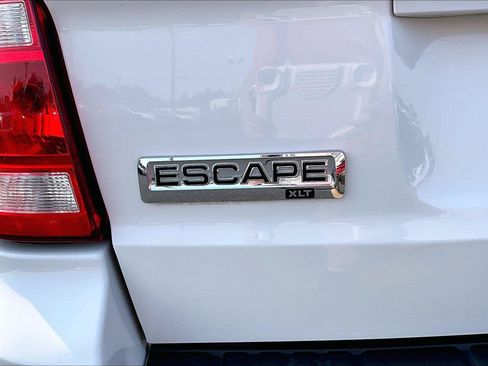 Used 2010 Ford Escape XLT FWD image 22