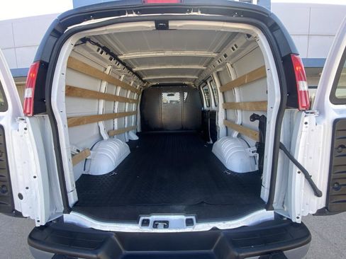 Used 2024 GMC Savana 2500 w/ Driver Convenience Package RWD image 10