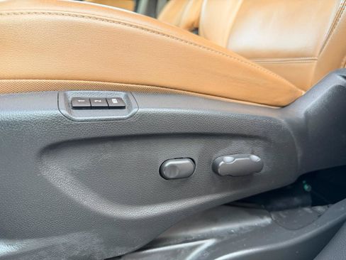 Used 2017 Buick Encore Essence AWD/4WD image 19