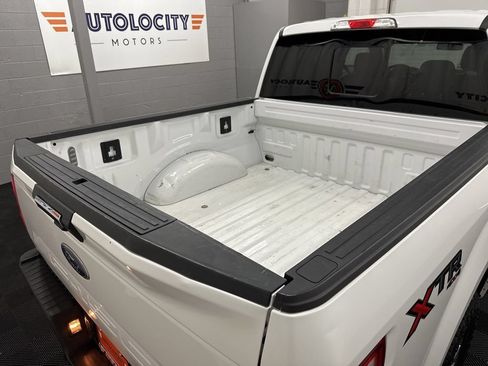 Used 2018 Ford F150 XLT w/ Equipment Group 302A Luxury AWD/4WD image 11