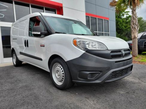 Used 2019 RAM ProMaster City Tradesman FWD image 3
