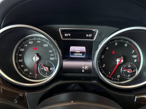 Used 2017 Mercedes-Benz GLS 450 4MATIC image 26