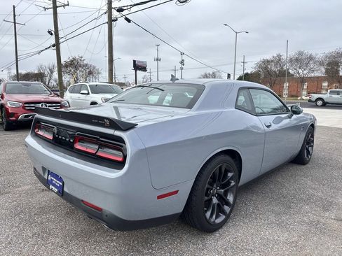 Used 2021 Dodge Challenger R/T Scat Pack image 8