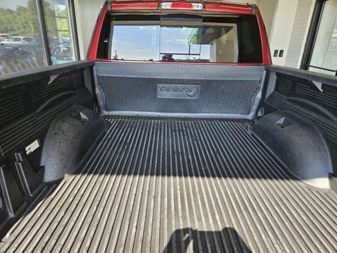 Used 2020 RAM 1500 Big Horn AWD/4WD image 9