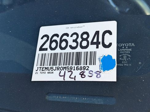 Used 2021 Toyota 4Runner SR5 image 36