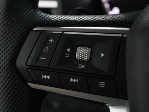 New 2026 Mitsubishi Outlander ES image 9