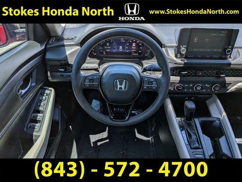 Certified 2025 Honda Accord SE image 17
