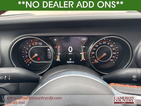 Used 2023 Jeep Gladiator Mojave w/ Cold Weather Group AWD/4WD image 7