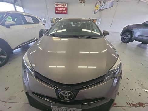 Used 2017 Toyota Corolla XLE image 1