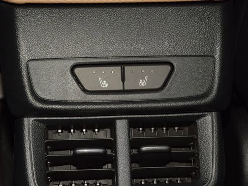 New 2026 Chevrolet Equinox ACTIV w/ Convenience Package III AWD/4WD image 40
